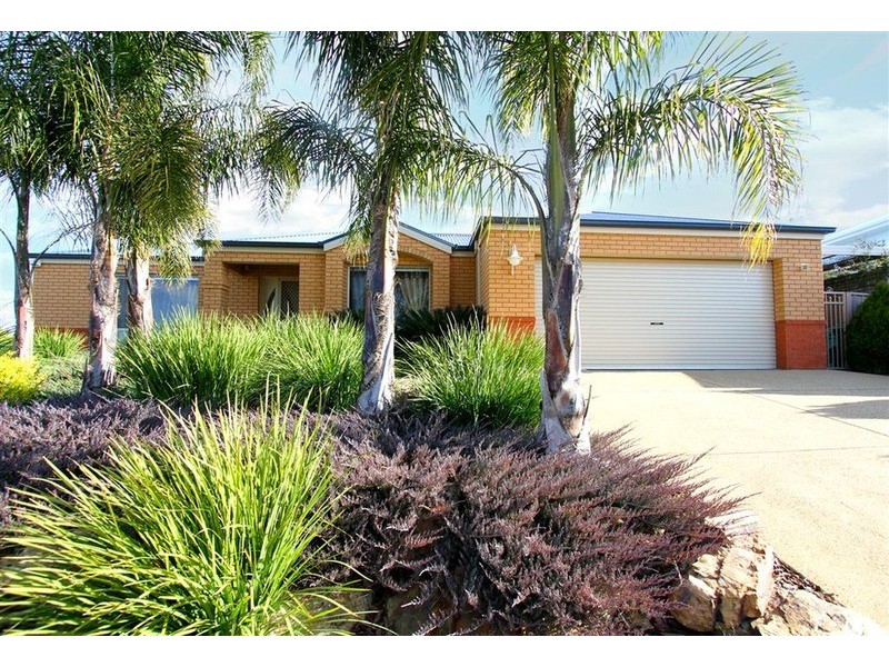 85 Atherton Crescent, Tatton NSW 2650