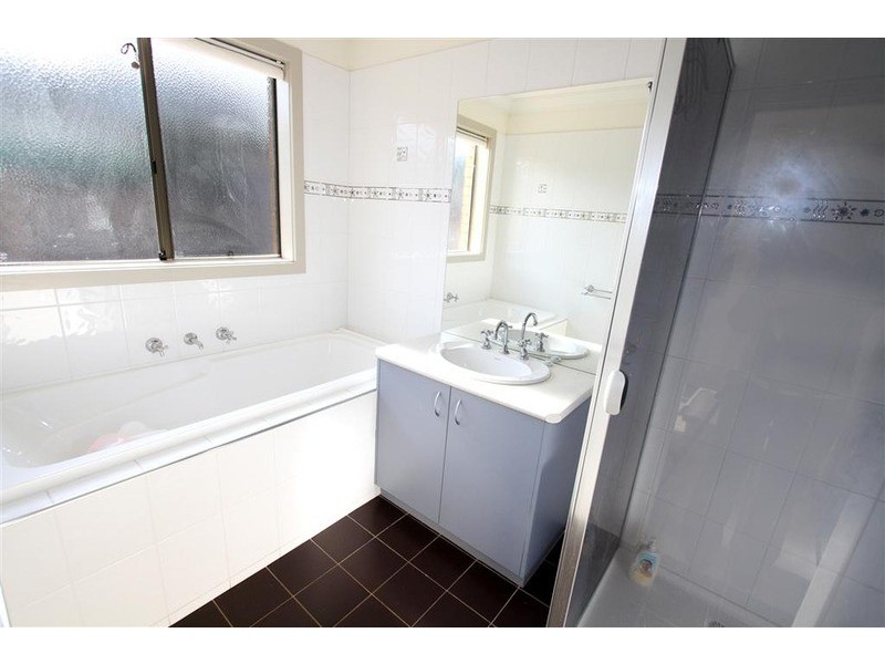 85 Atherton Crescent, Tatton NSW 2650