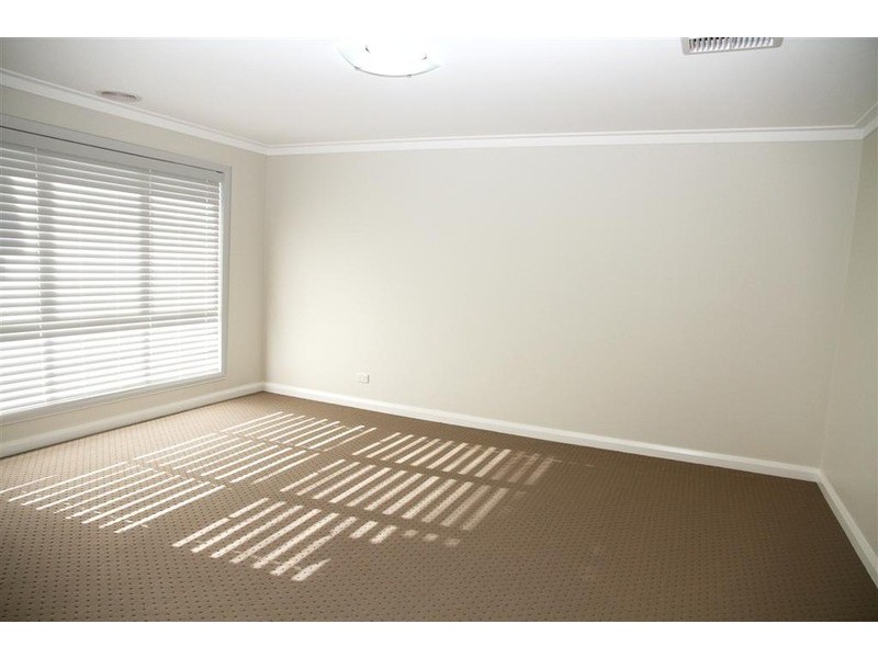 46 Yarrawah Crescent, Bourkelands NSW 2650
