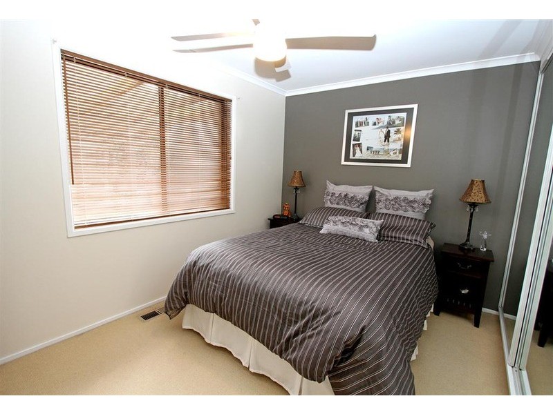 77 Stanley Street, Kooringal NSW 2650