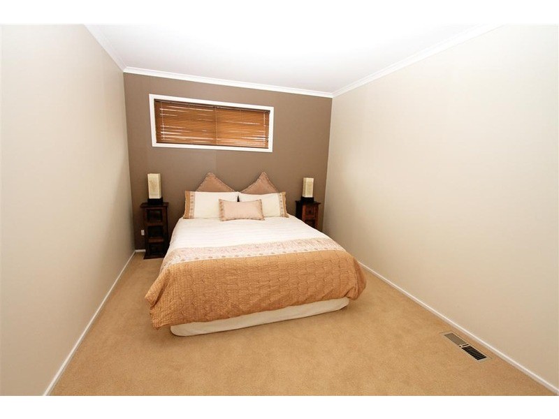 77 Stanley Street, Kooringal NSW 2650