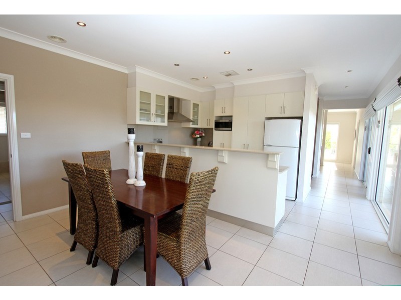 11 Monaro Court, Tatton NSW 2650
