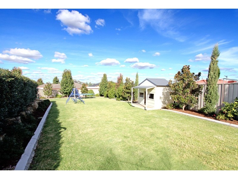 11 Monaro Court, Tatton NSW 2650