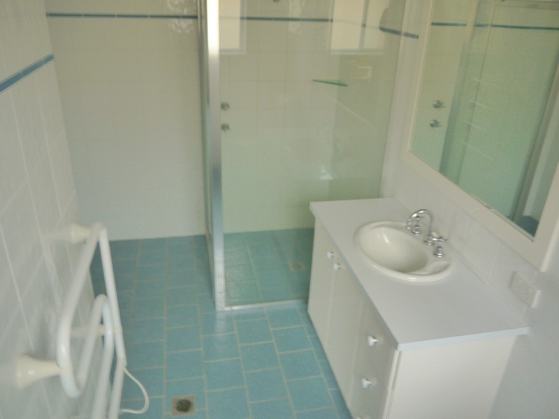 6 Lyndoch Place, Bourkelands NSW 2650