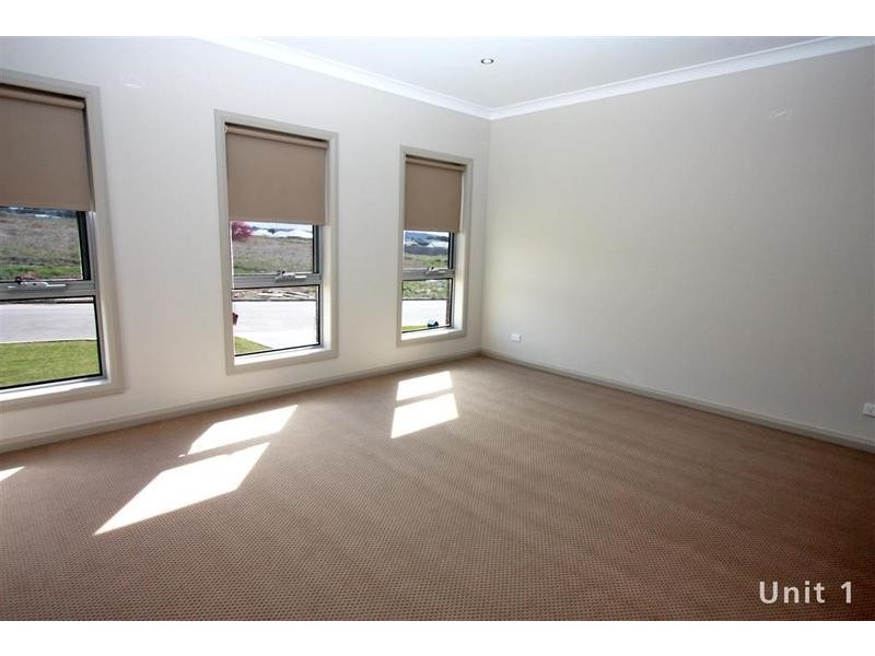 1/7 Burrundulla Road, Bourkelands NSW 2650