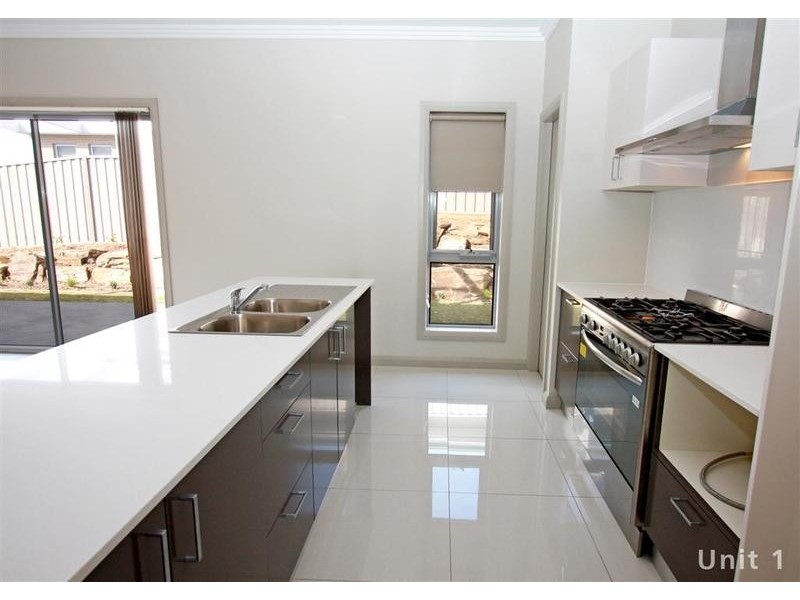 2/7 Burrundulla Road, Bourkelands NSW 2650