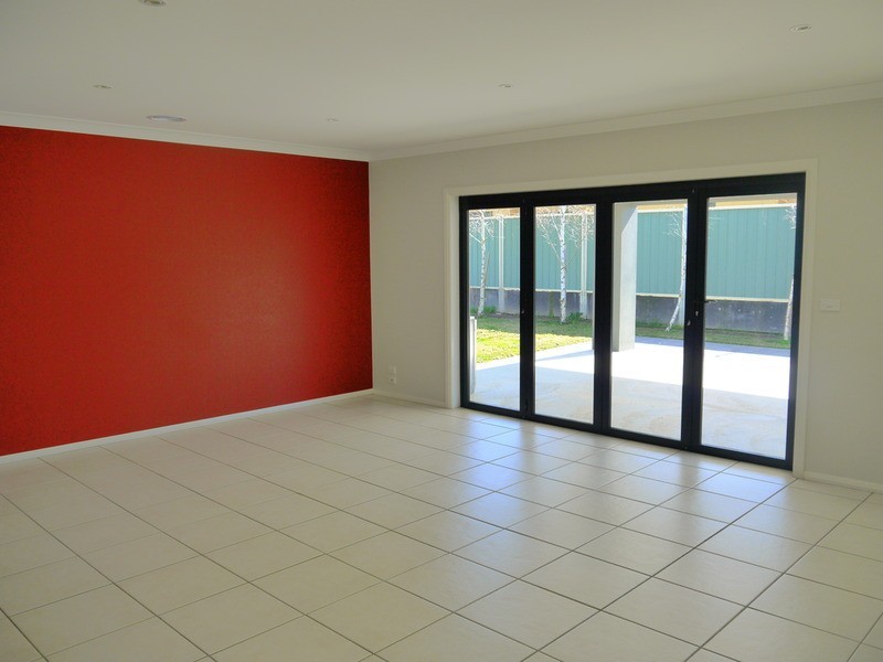 14 Kimberley  Drive, Tatton NSW 2650