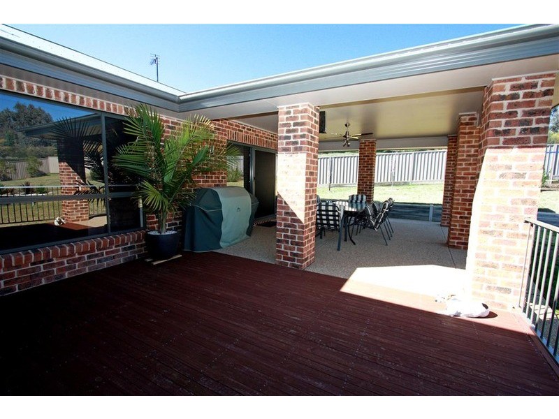 6 Kyalla Place, Wagga Wagga NSW 2650