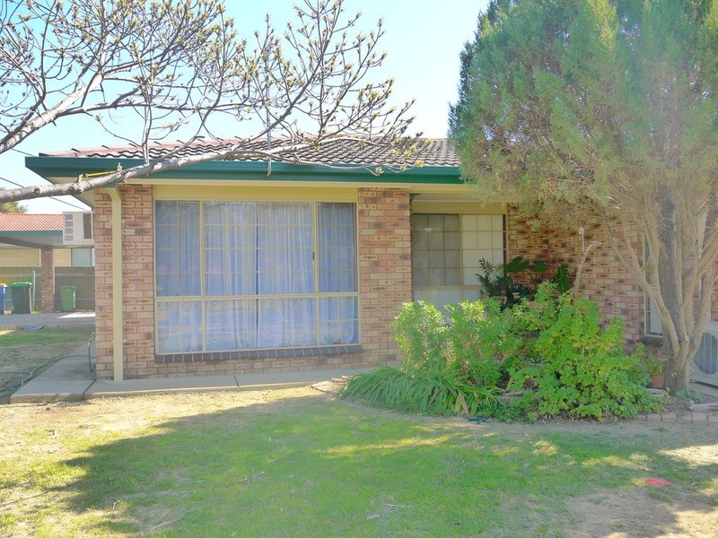 1/11 Wewak Street, Wagga Wagga NSW 2650