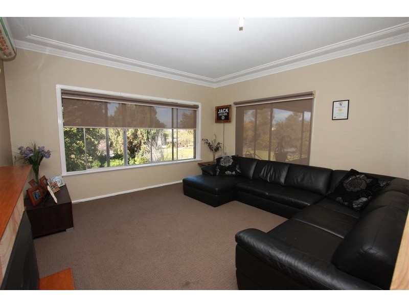 66 Meadow  Street, Wagga Wagga NSW 2650