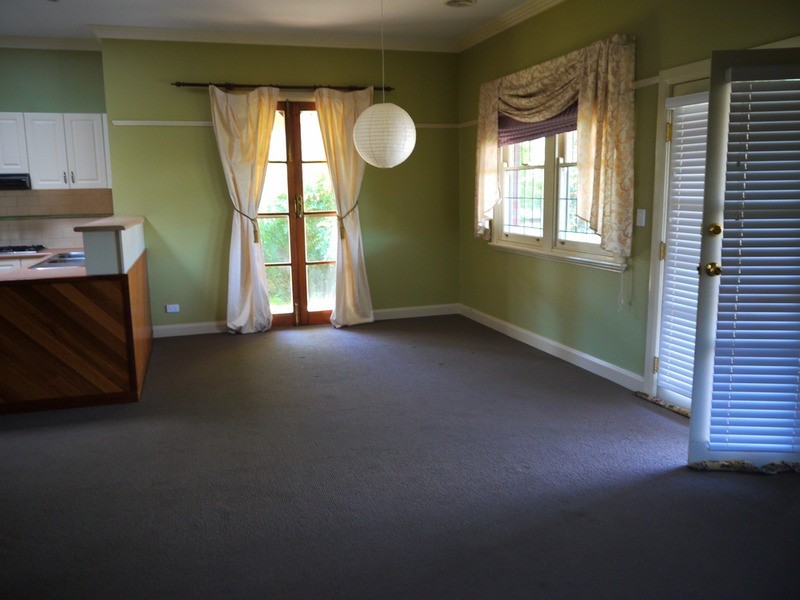 21 Oates Avenue, Wagga Wagga NSW 2650