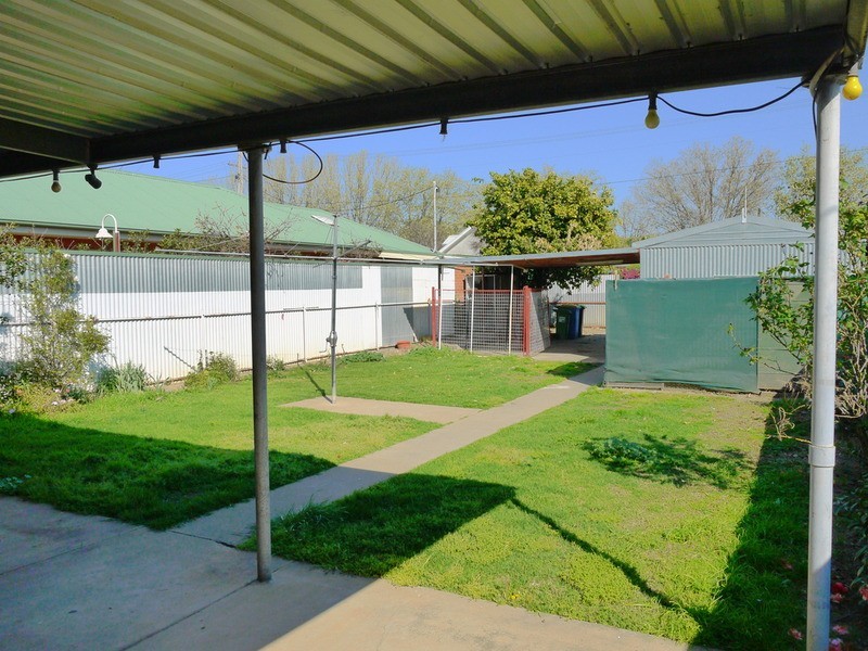 66 Peter Street, Wagga Wagga NSW 2650