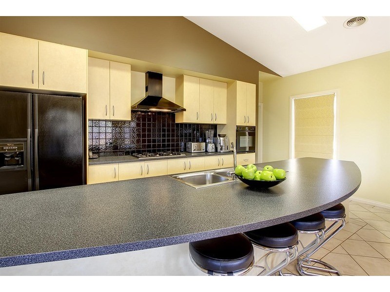 4  Wombeyan Place, Tatton NSW 2650