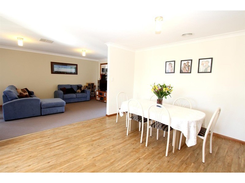 61  Grinton  Avenue, Wagga Wagga NSW 2650