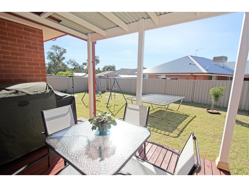 61  Grinton  Avenue, Wagga Wagga NSW 2650