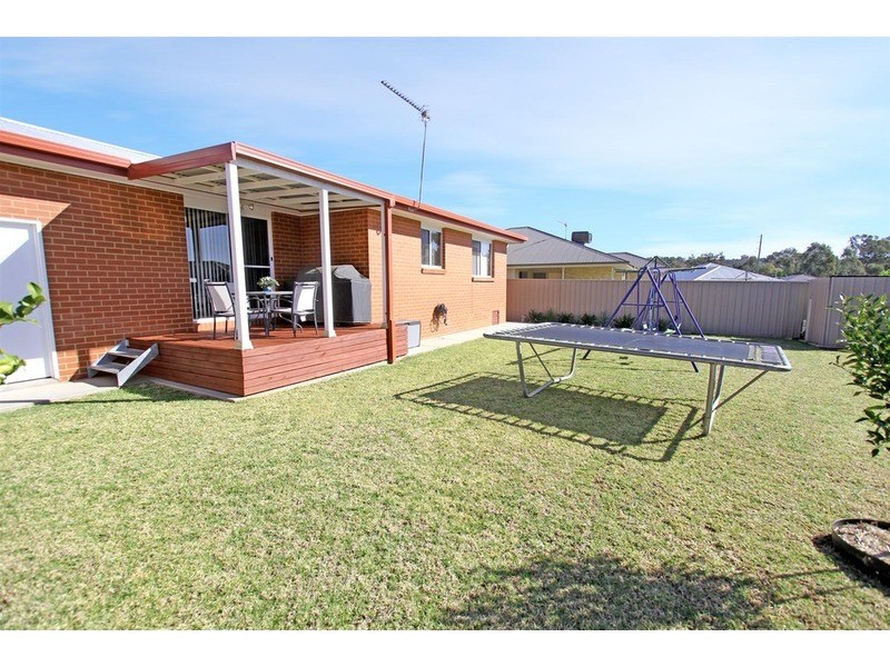 61  Grinton  Avenue, Wagga Wagga NSW 2650