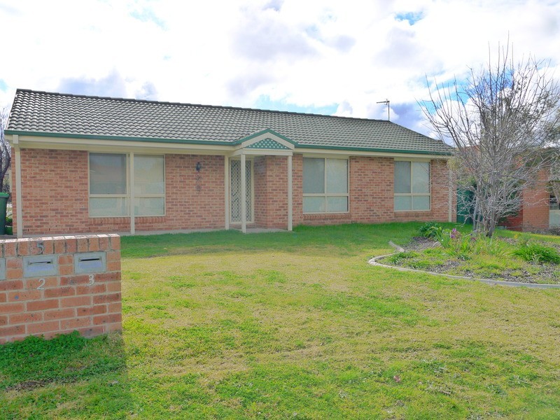 1/5 Budawang Place, Wagga Wagga NSW 2650