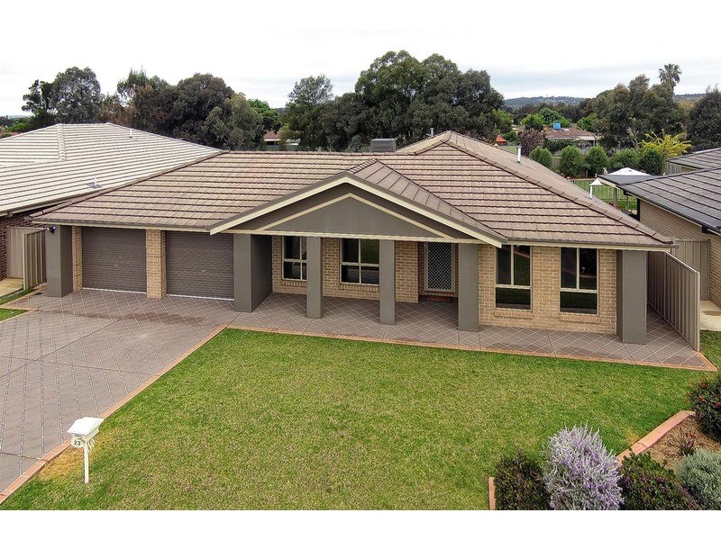 23 Barrima Street, Glenfield Park NSW 2650