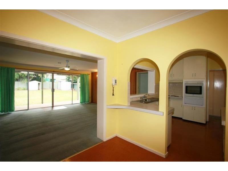 55 Raye Street, Tolland NSW 2650