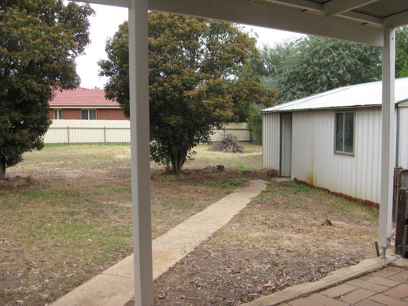 19 Cochrane Street, Wagga Wagga NSW 2650
