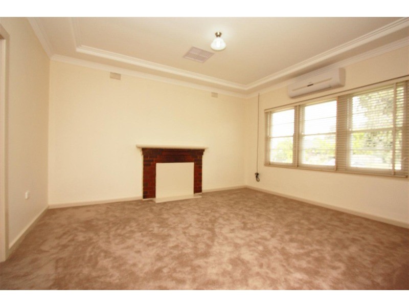 65 Ashmont  Avenue, Ashmont NSW 2650