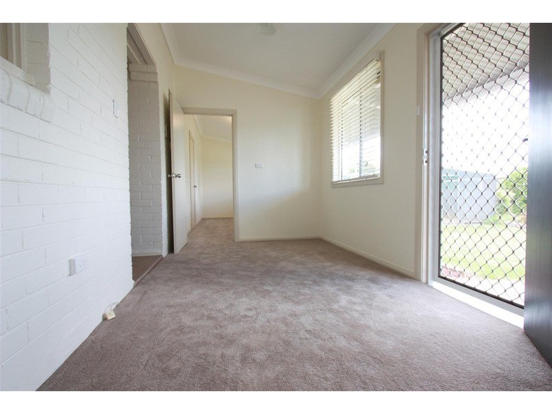 65 Ashmont  Avenue, Ashmont NSW 2650