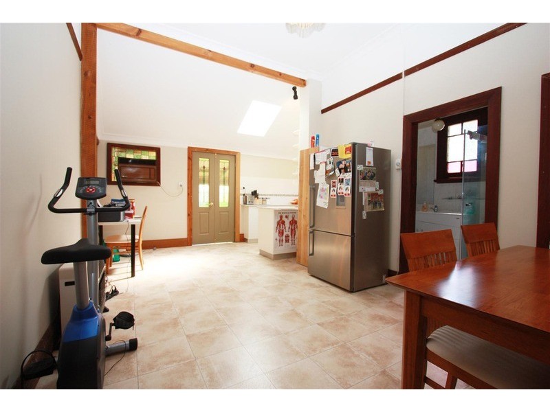 85 Crampton Street, Wagga Wagga NSW 2650