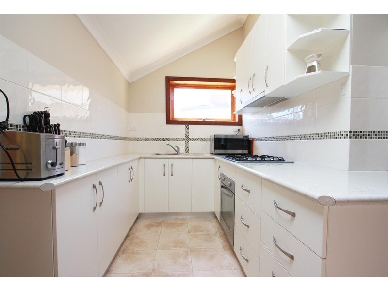 85 Crampton Street, Wagga Wagga NSW 2650