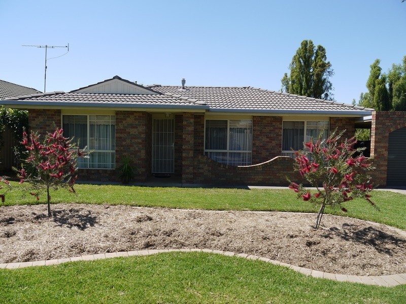 22 Sackville  Drive, Wagga Wagga NSW 2650