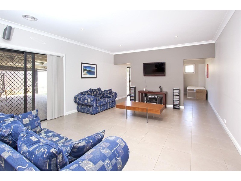 40 Yarrawah Crescent, Bourkelands NSW 2650