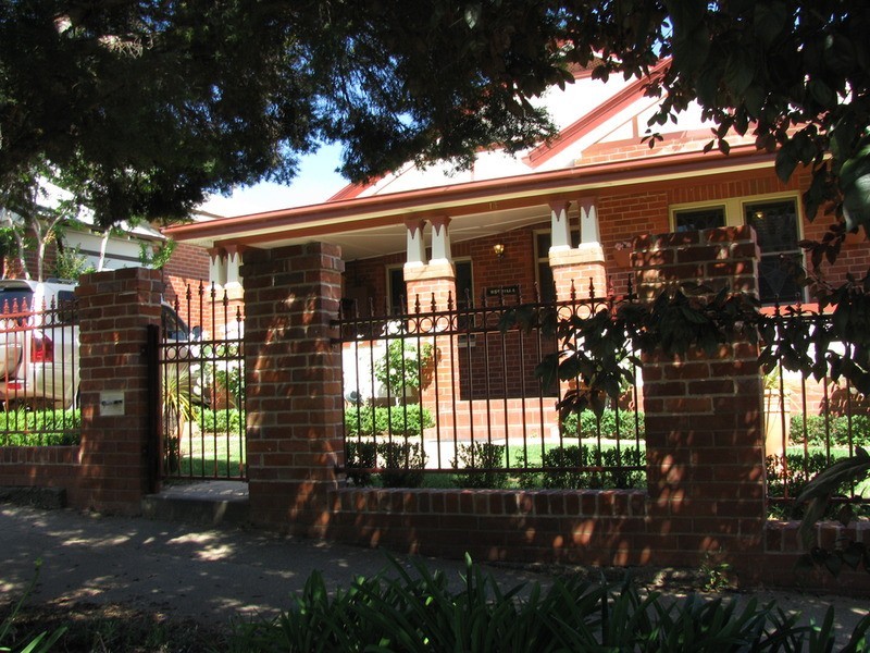 14 Macleay  Street, Wagga Wagga NSW 2650