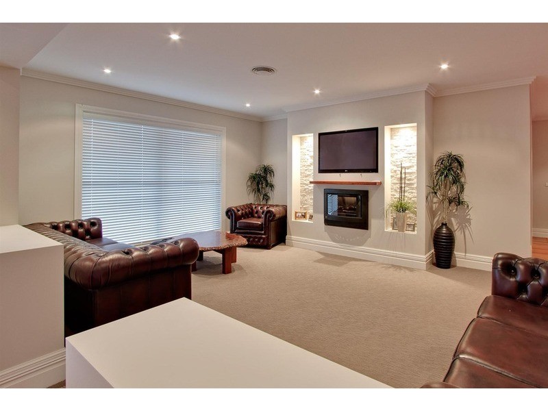 54 Riverview Road, Wagga Wagga NSW 2650