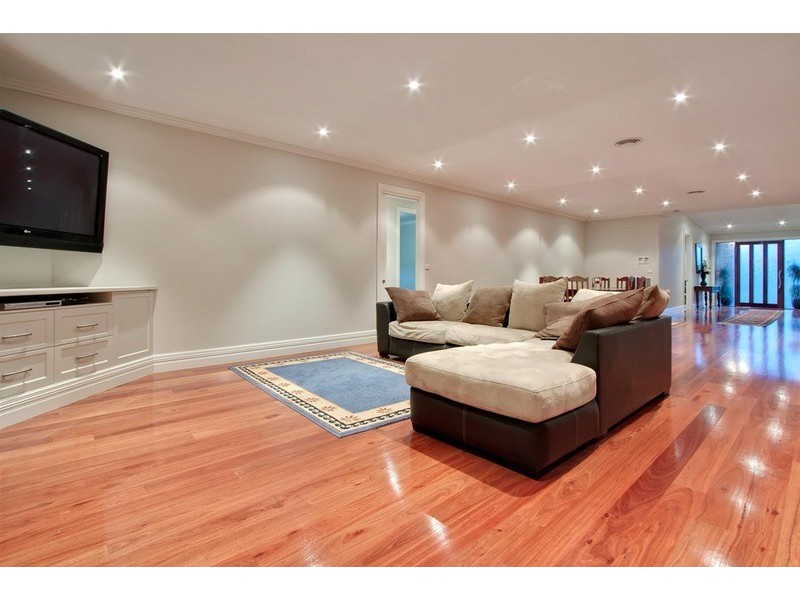 54 Riverview Road, Wagga Wagga NSW 2650
