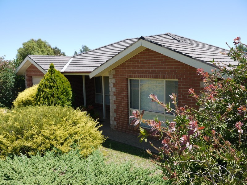 2/14 wilgoma Street, Bourkelands NSW 2650