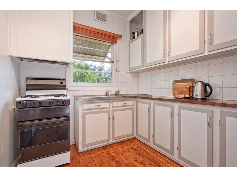 49 Hardy  Avenue, Wagga Wagga NSW 2650