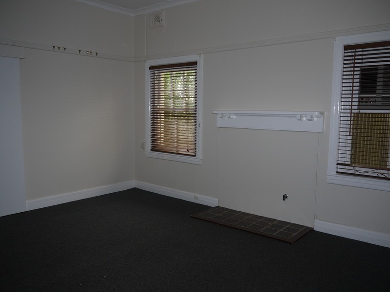 31 Norman Street, Wagga Wagga NSW 2650
