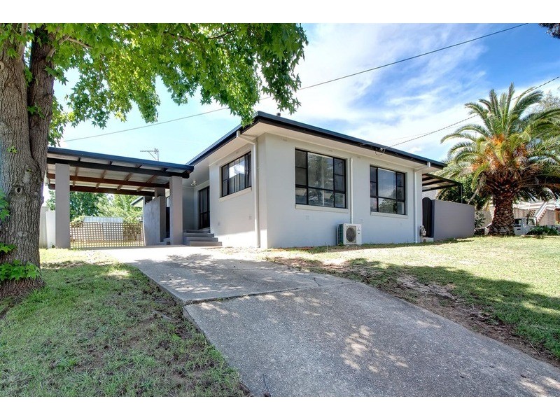 3  Yarrah  Street, Kooringal NSW 2650