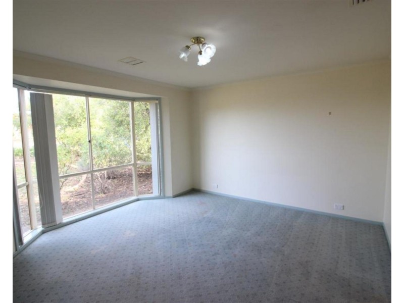 1A Canola Place, Wagga Wagga NSW 2650
