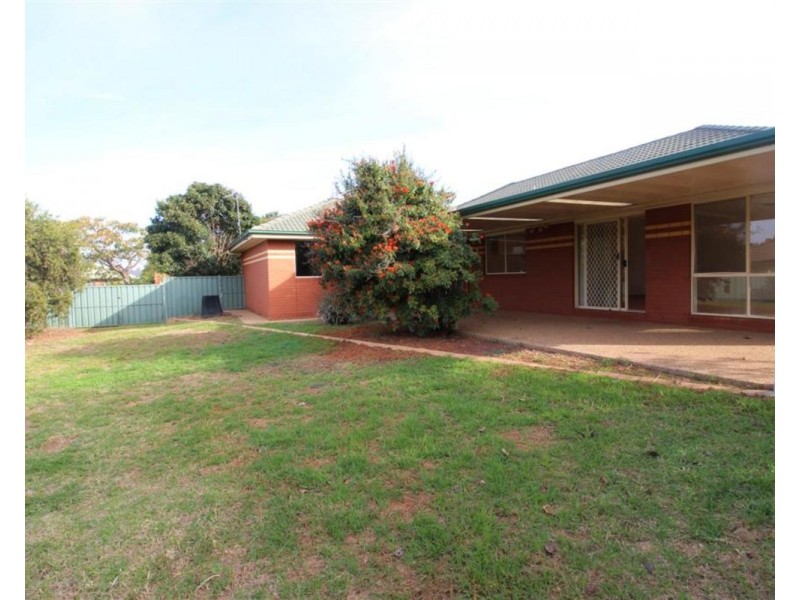 1A Canola Place, Wagga Wagga NSW 2650
