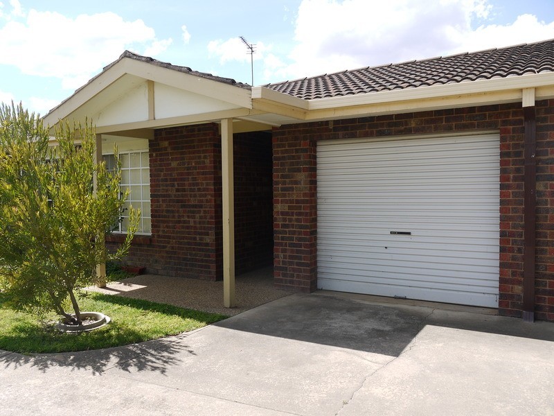 1/5 Narrung  Street, Wagga Wagga NSW 2650