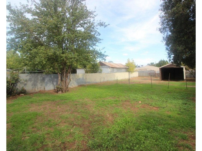 222 Edward Street, Wagga Wagga NSW 2650