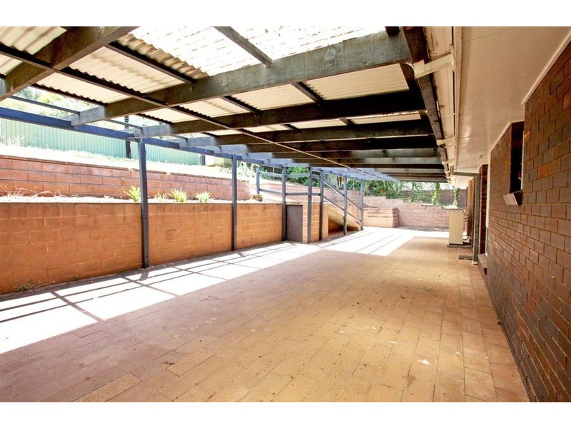 12 Andrews Avenue, Kooringal NSW 2650