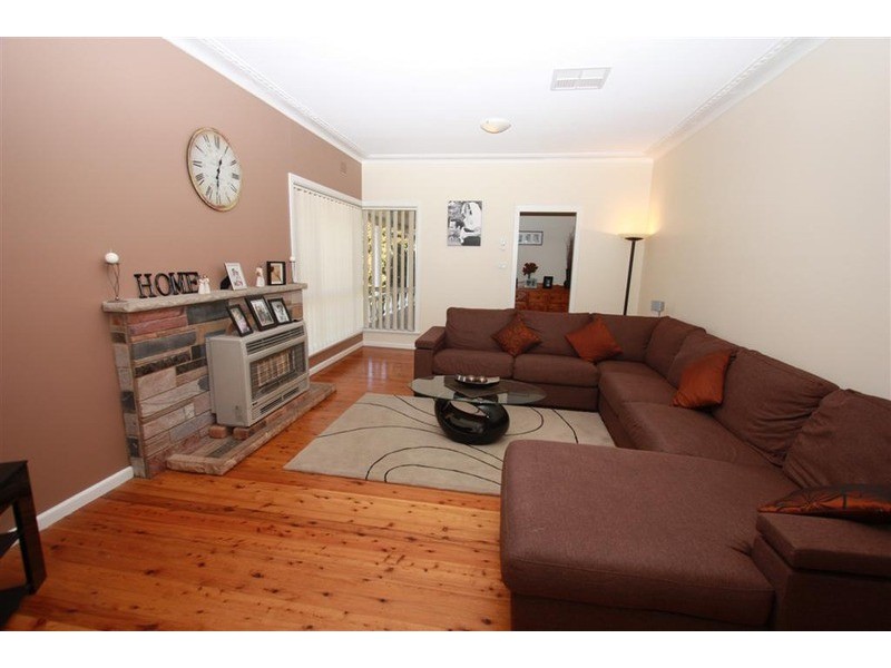 153 Red Hill Road, Wagga Wagga NSW 2650