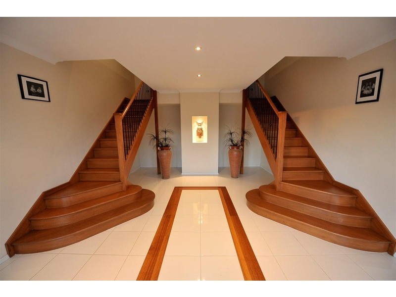 9 Wisteria Place, Springvale NSW 2650