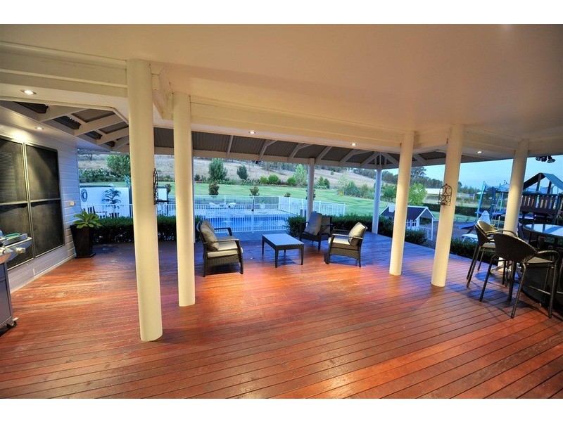 9 Wisteria Place, Springvale NSW 2650