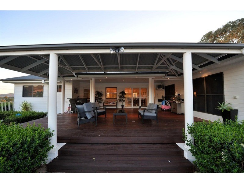 9 Wisteria Place, Springvale NSW 2650