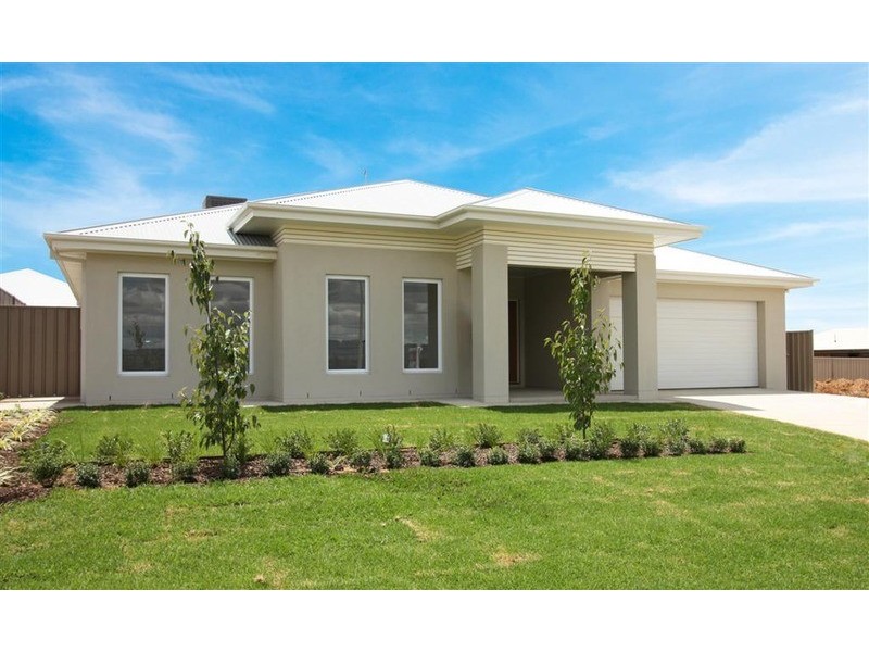 66 Brindabella  Drive, Tatton NSW 2650