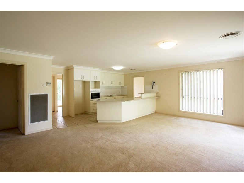 34 Boree  Avenue, Forest Hill NSW 2651