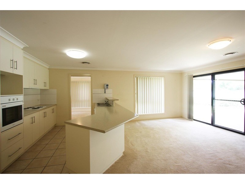 34 Boree  Avenue, Forest Hill NSW 2651