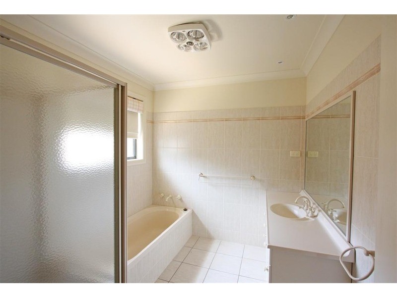 26 Stirling Boulevard, Tatton NSW 2650
